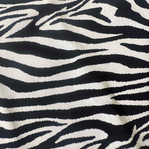 Superdown x Revolve zebra bodycon skintight dress sleeveless - Picture 6 of 9